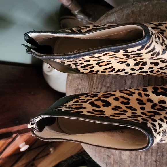 Adrienne Vittadini Leopard Print Heeled Booties - Picture 3 of 15